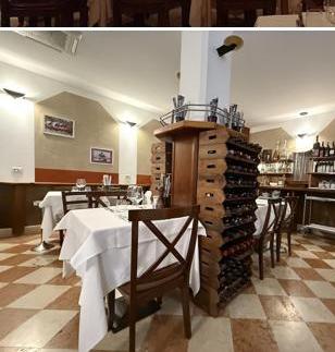 Interno della trattoria